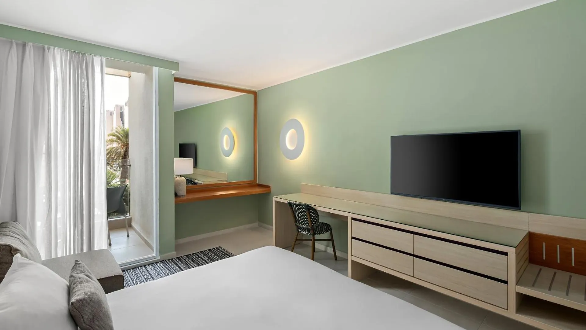 Sport Club By Isrotel Collection Eilat 4*,  Israel